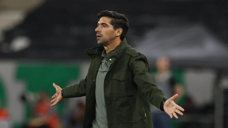 “Não preciso de contrato”, diz Abel Ferreira sobre renovação com Palmeiras