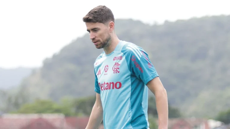 Jorginho retorna: veja lista do Flamengo para decisão na Libertadores