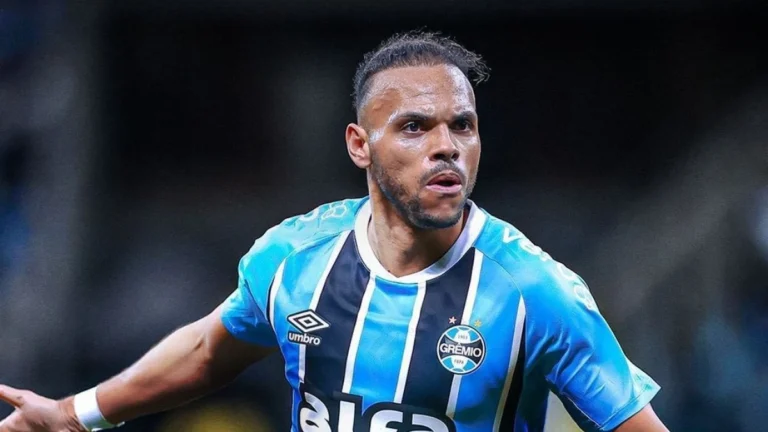 Grêmio: Braithwaite passará por cirurgia e está fora da temporada