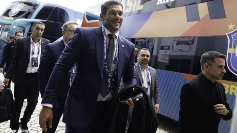 CBF quer tirar clubes brasileiros da pré-Libertadores; Conmebol resiste