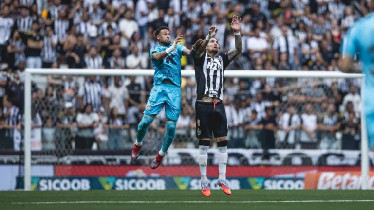 Campeão mundial dispara sobre Lyanco em lance com Neymar: “Pipocou”