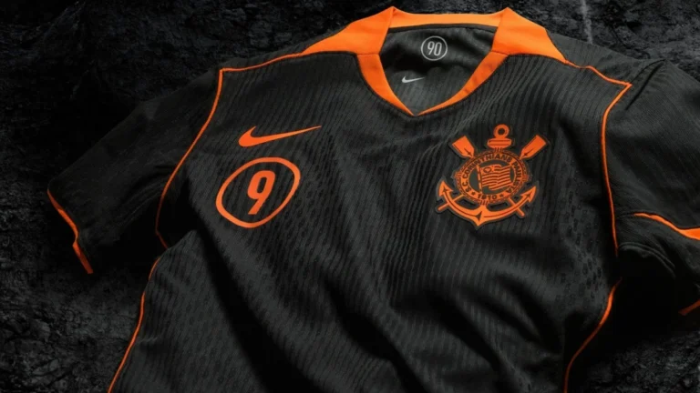 Corinthians lança terceira camisa para a temporada; veja data de estreia