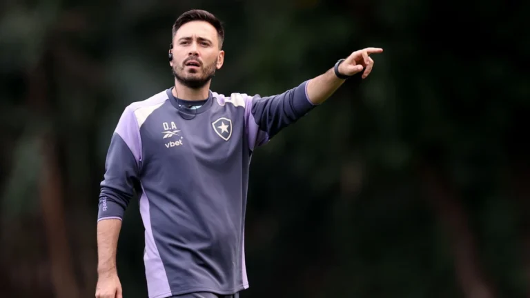 Botafogo tem desfalques para enfrentar o São Paulo no Brasileiro; veja