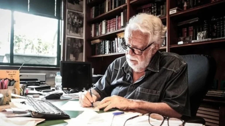 Família de Manoel Carlos processa Globo por falta de transparência em negociação de obras do autor