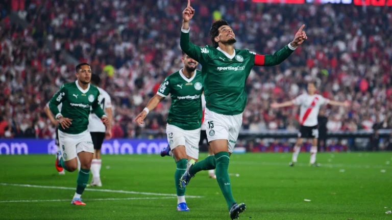 Galvão Bueno se rende ao Palmeiras de Abel após vitória sobre o River