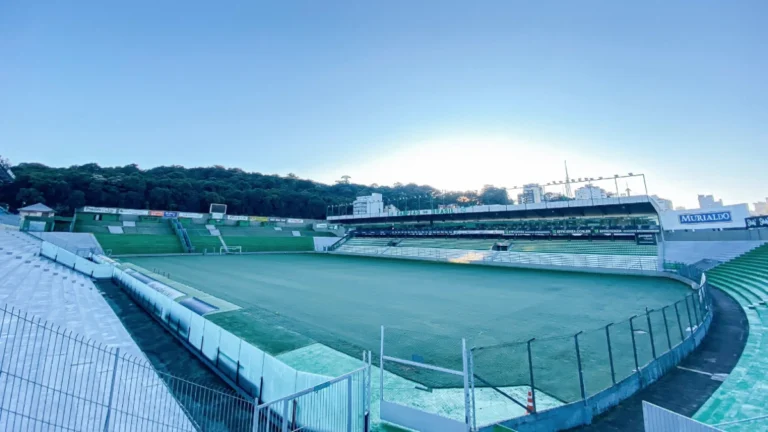 Juventude x Flamengo: escalações e onde assistir ao jogo do Brasileirão