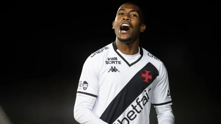 Vasco bate Cruzeiro, embala no Brasileiro e chega a sete jogos sem perder
