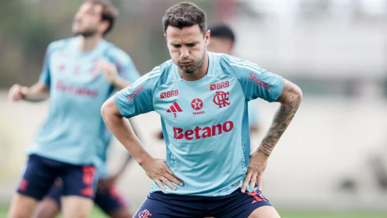 Saúl é liberado pelo Flamengo para acompanhar nascimento do filho