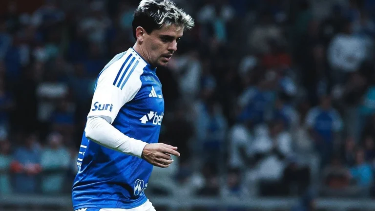 Permanência de Fagner no Cruzeiro ganha força e tem cenário “desenhado”