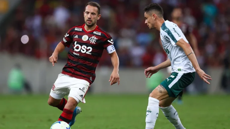 Flamengo provoca e relembra vitórias marcantes sobre o Palmeiras; veja