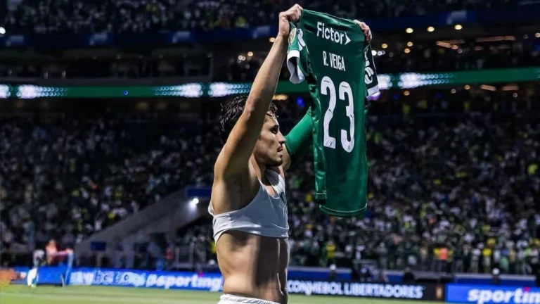 Veiga decide e celebra volta por cima no Palmeiras: “Dou a cara a tapa”