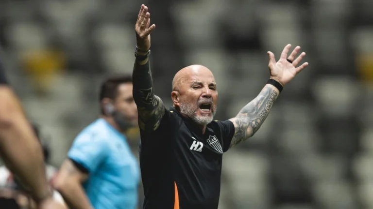 “Sampaoli é superestimado”, diz campeão por São Paulo e Corinthians