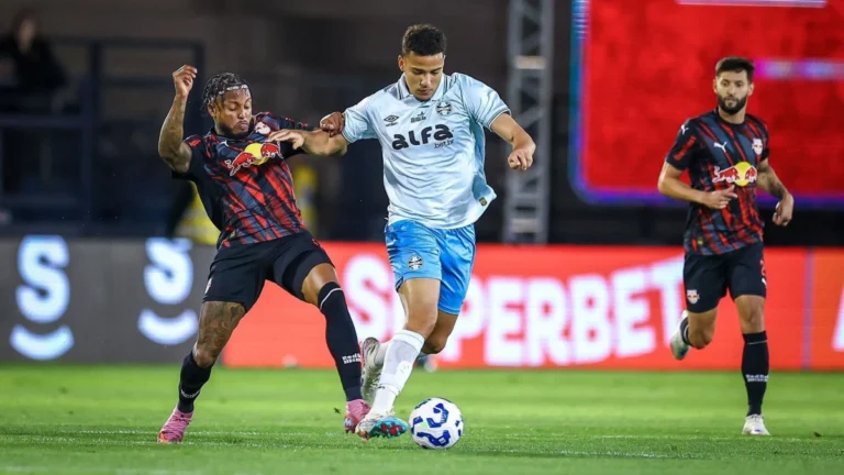 Grêmio faz “contagem de erros” e propõe ação conjunta contra arbitragem