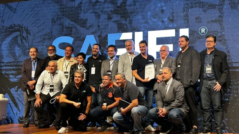 SAFiel: quanto custaria para ser dono de uma parte do Corinthians?