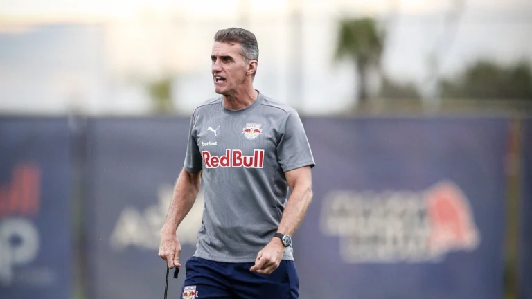 Red Bull Bragantino anuncia Vagner Mancini como novo técnico