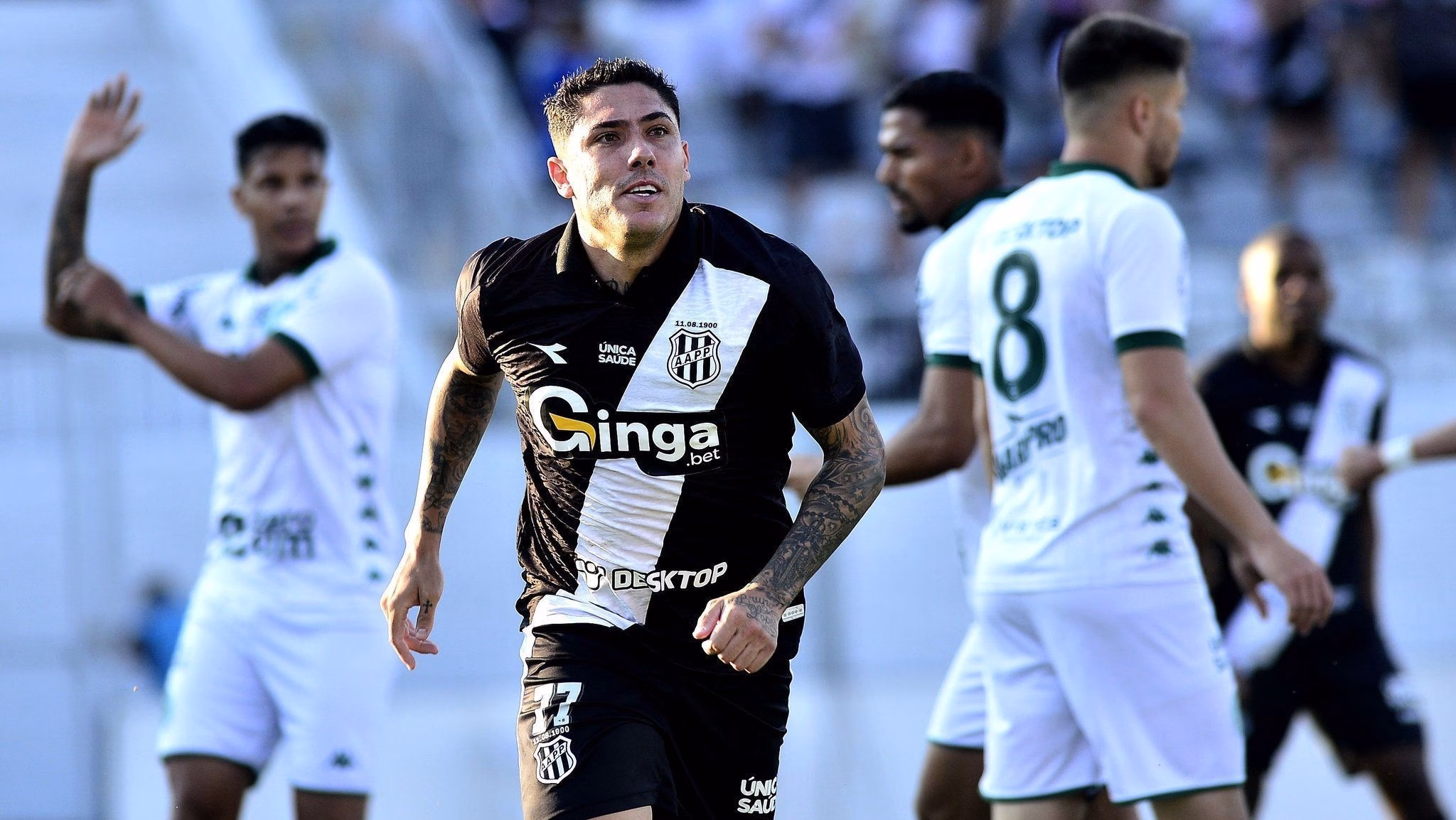 Ponte Preta vence Guarani, vai à final da Série C e barra acesso do rival