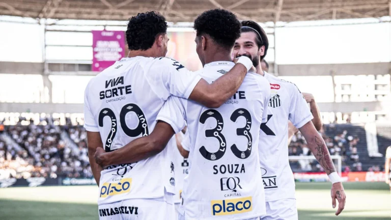 Santos colado no Z4: veja as probabilidades de rebaixamento no Brasileirão