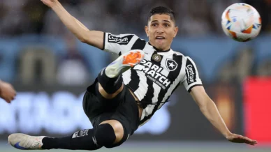 Titular do Botafogo é liberado de amistoso na Data Fifa e reforça equipe