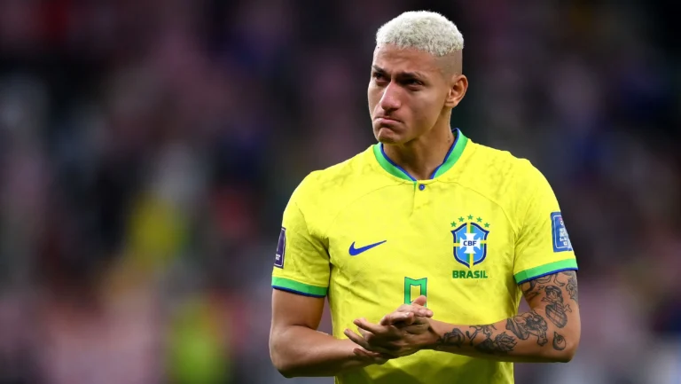 Seleção: Richarlison é alvo de críticas após convocação de Ancelotti