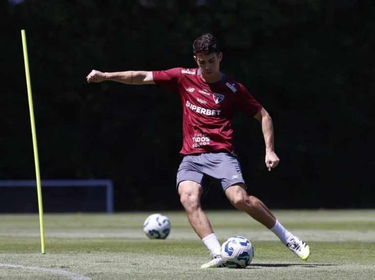 São Paulo: Oscar se pronuncia após arritmia cardíaca e desmaio