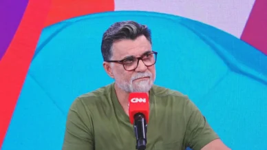 Tetracampeão defende seleção fechada na Copa: 