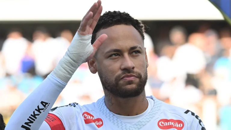 Presidente do Santos projeta permanência de Neymar até Copa do Mundo