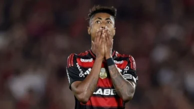 “Fato distinto da operação penalidade máxima”, diz defesa de Bruno Henrique