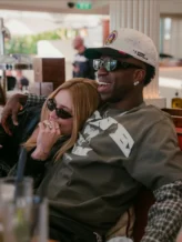 Ancelotti evitar comentar vida pessoal de Vini Jr. e revela conversa