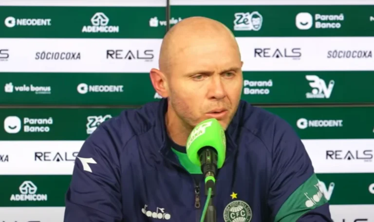 Ceará encaminha contratação de treinador campeão com o Coritiba