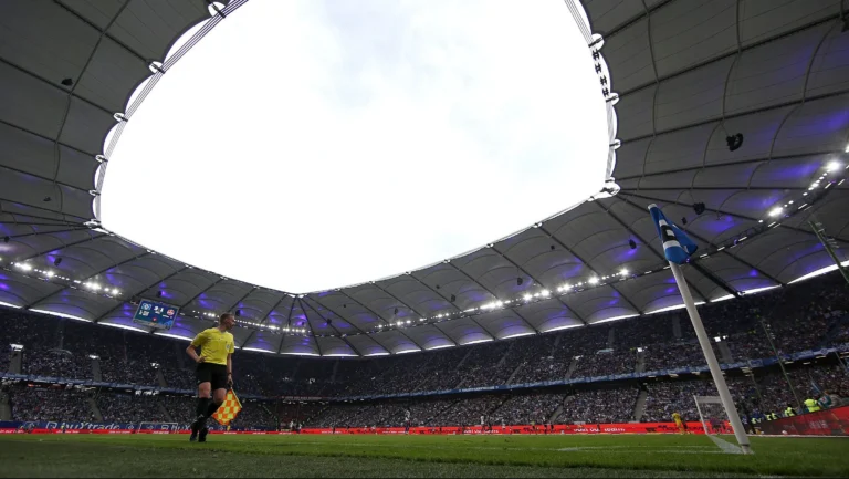 Hamburgo x Eintracht Frankfurt: horário e onde assistir a Bundesliga