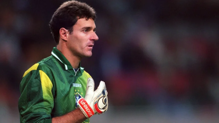 “Léo Jardim e Hugo Souza brigam por vaga na Copa do Mundo”, diz Germano