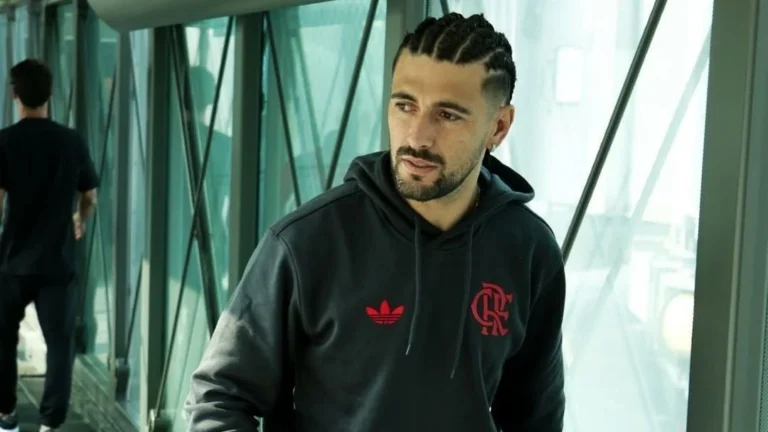 Flamengo desembarca no Catar para a disputa da Copa Intercontinental