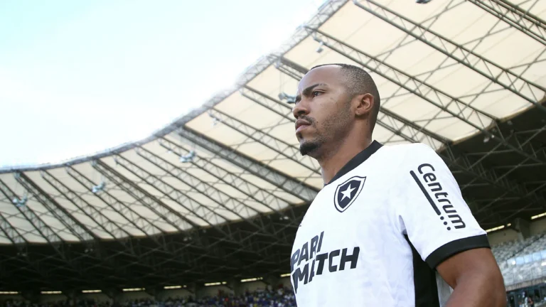 Palmeiras define prioridades e acelera negociações e sondagens