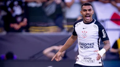 Corinthians: Matheuzinho projeta jogo contra Cruzeiro pela Copa do Brasil