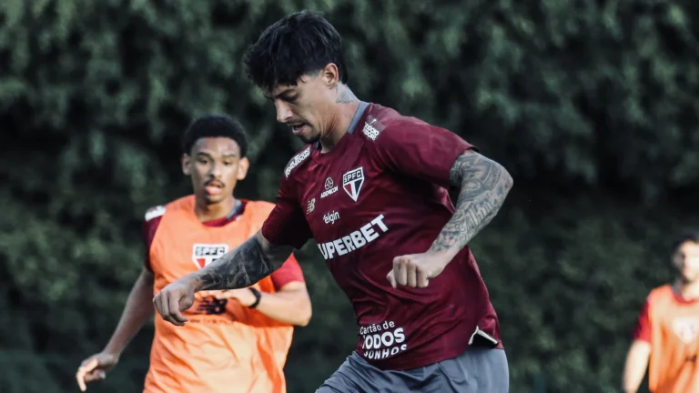 São Paulo aprofunda reformulação e libera três jogadores em fim de contrato