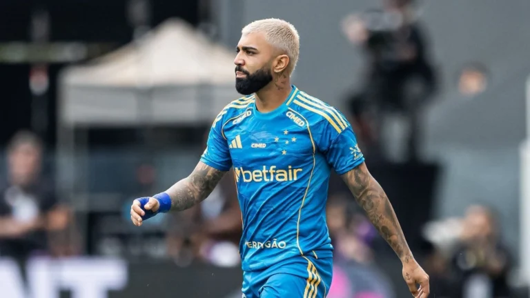 Diretor do Santos abre o jogo sobre contratar Gabigol, do Cruzeiro