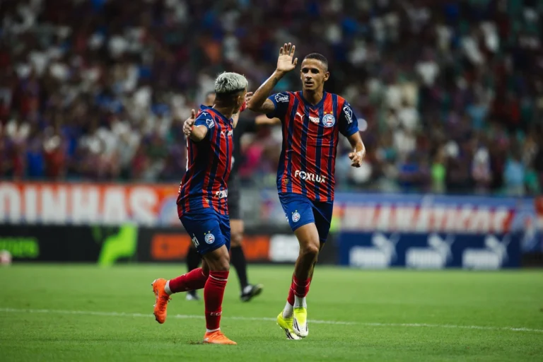 Bahia goleia Barcelona de Ilhéus e dispara na liderança do Baianão