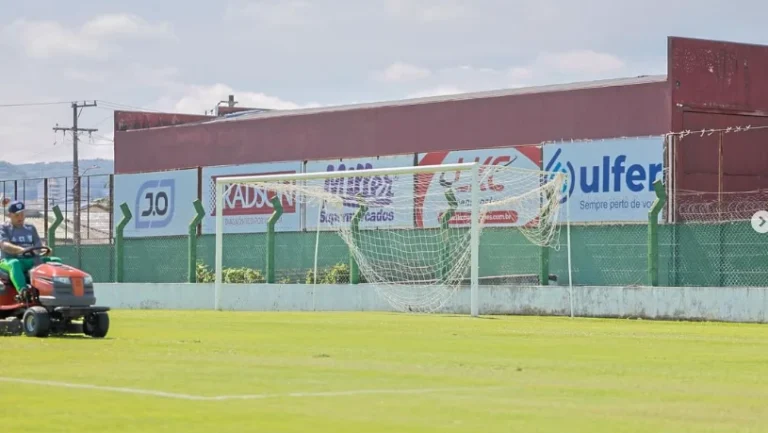 Avenida x Grêmio: horário e onde assistir ao jogo do Gaúcho