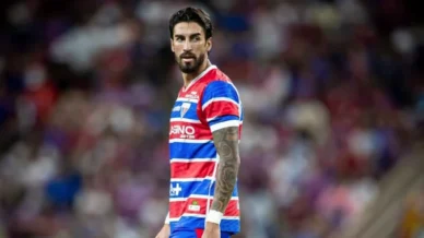 Fortaleza anuncia rescisão de artilheiro do time nos últimos dois anos