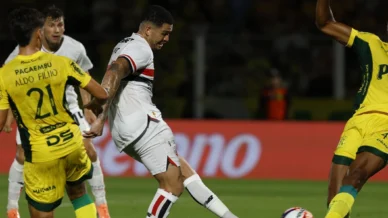 São Paulo é atropelado pelo Mirassol em estreia no Paulistão