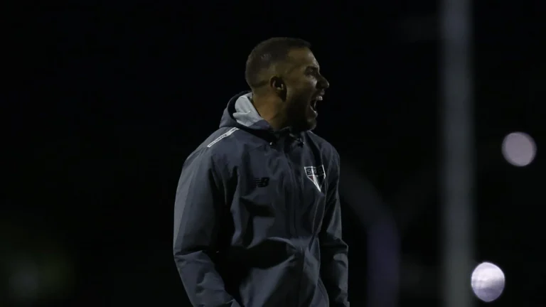 São Paulo renova contrato de técnico sensação das categorias de base