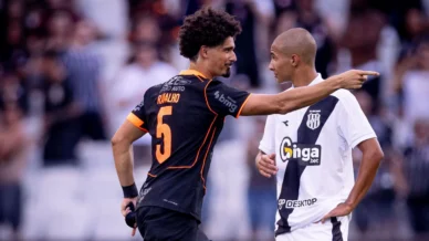 Veja golaço de André Ramalho na vitória do Corinthians contra a Ponte Preta