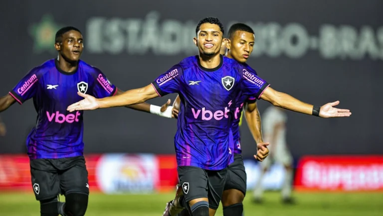 Base dá conta do recado, e Botafogo vence Portuguesa na estreia do Cariocão