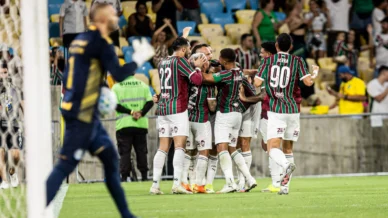 Em duelo tricolor, Fluminense vence Grêmio na estreia do Brasileirão 2026