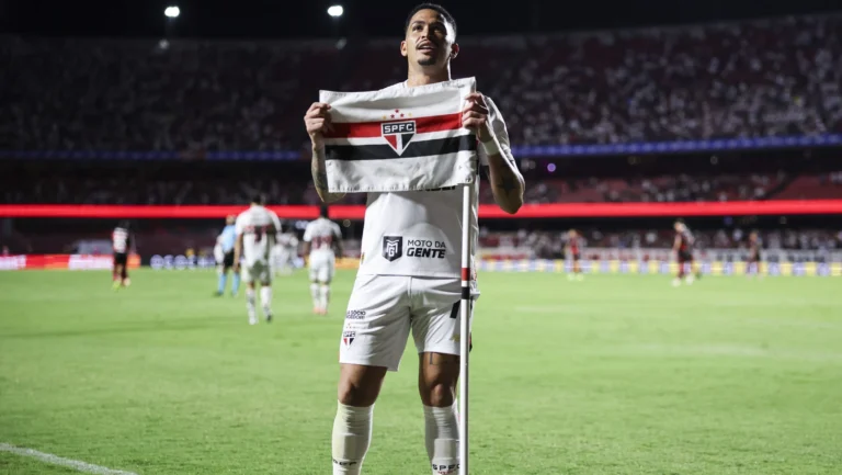 “Correr mais e falar menos”, diz Luciano em vitória do São Paulo