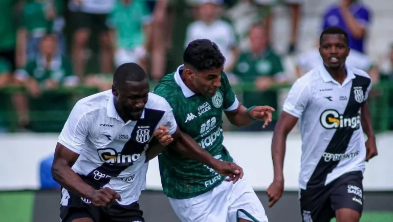 Com goleiro expulso, Guarani vence Ponte Preta pelo Campeonato Paulista