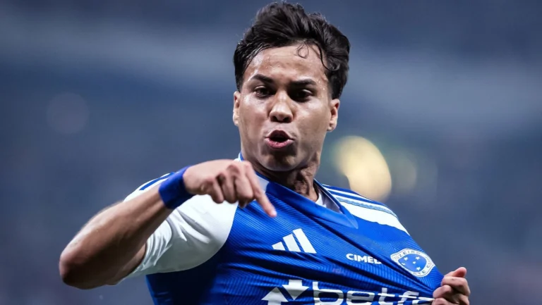 Cruzeiro encaminha renovação com Kaio Jorge e afasta Flamengo