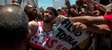 Paquetá desembarca para fechar com Flamengo e avisa 