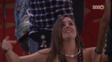 Ex-BBB Patrícia Leitte participa do Papo Pop nesta quarta-feira (28)