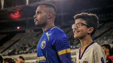 Meia do Sampaio Corrêa que convulsionou em campo contra o Flamengo tem alta